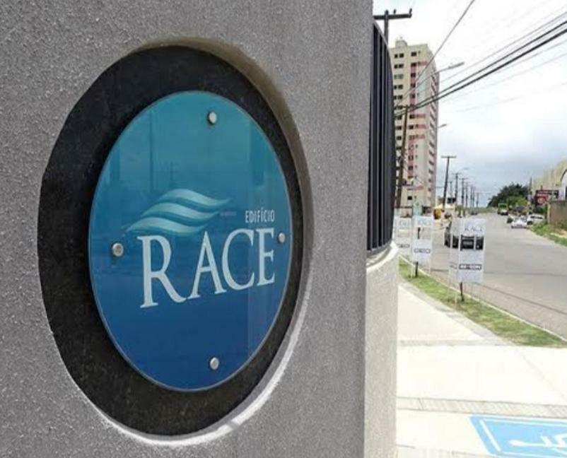 Apartamento 2 Quartos A 4 Minutos Do Mar De Maceio Bagian luar foto